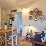 La Corte Del Gallo By Interhome